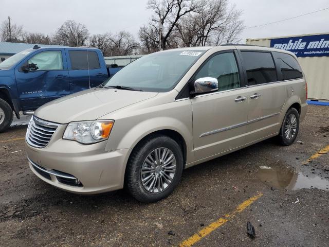 2C4RC1CG5DR595680 - 2013 CHRYSLER TOWN & COU TOURING L GOLD photo 1