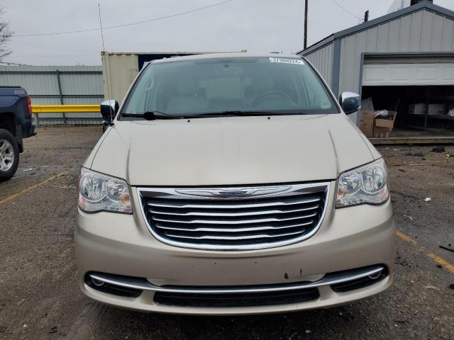 2C4RC1CG5DR595680 - 2013 CHRYSLER TOWN & COU TOURING L GOLD photo 5