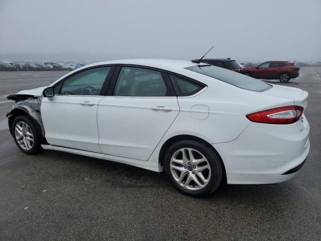 1FA6P0HD5E5399923 - 2014 FORD FUSION SE WHITE photo 2