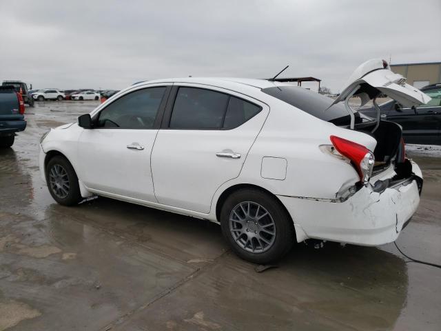 3N1CN7AP7HL896124 - 2017 NISSAN VERSA S WHITE photo 2