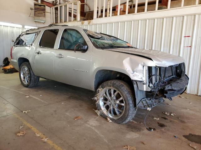 1GNSKJE7XDR349769 - 2013 CHEVROLET SUBURBAN K1500 LT SILVER photo 4