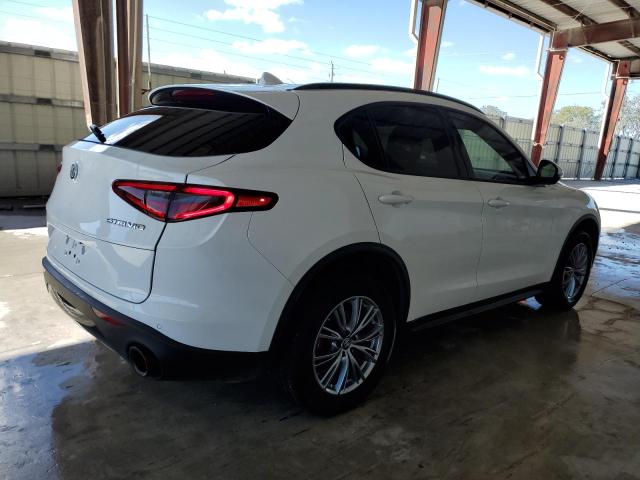 ZASPAJAN9N7D27174 - 2022 ALFA ROMEO STELVIO WHITE photo 3