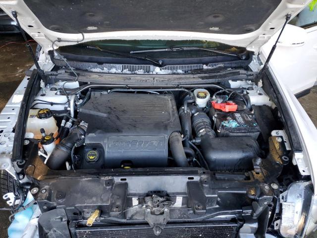 2LMHJ5AT6JBL00082 - 2018 LINCOLN MKT WHITE photo 12