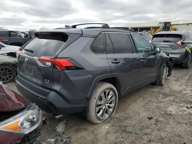 2T3A1RFV3LC131952 - 2020 TOYOTA RAV4 XLE PREMIUM GRAY photo 3