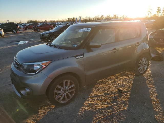 KNDJP3A53J7529009 - 2018 KIA SOUL + GRAY photo 1