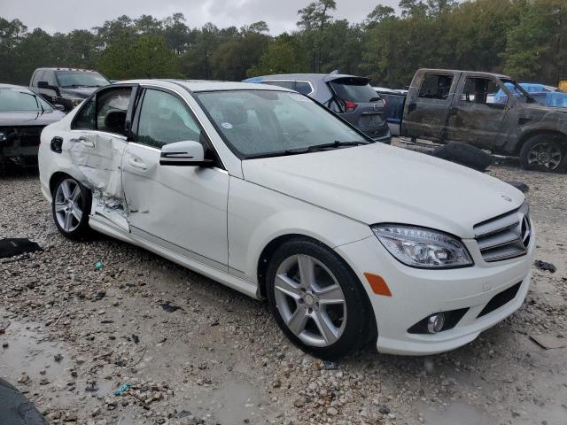 WDDGF5EB4AR092480 - 2010 MERCEDES-BENZ C 300 WHITE photo 4