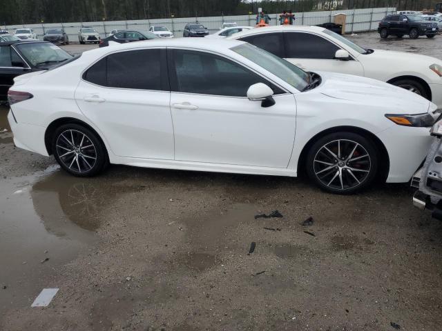 4T1G11AK8PU794956 - 2023 TOYOTA CAMRY SE NIGHT SHADE WHITE photo 4