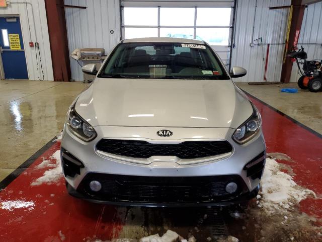 3KPF24AD6KE052739 - 2019 KIA FORTE FE SILVER photo 5