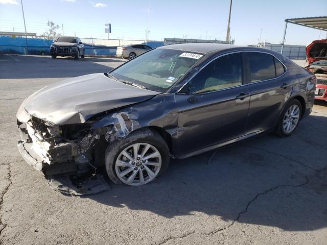 4T1C11AK6NU007109 - 2022 TOYOTA CAMRY LE GRAY photo 1