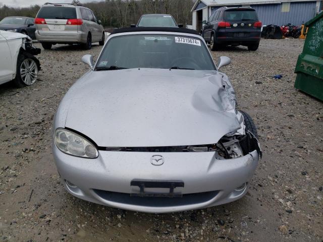 JM1NB353730304807 - 2003 MAZDA MX-5 MIATA BASE SILVER photo 5
