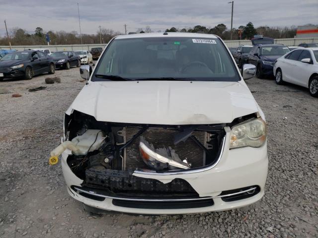 2A4RR8DG2BR780055 - 2011 CHRYSLER TOWN & COU TOURING L WHITE photo 5