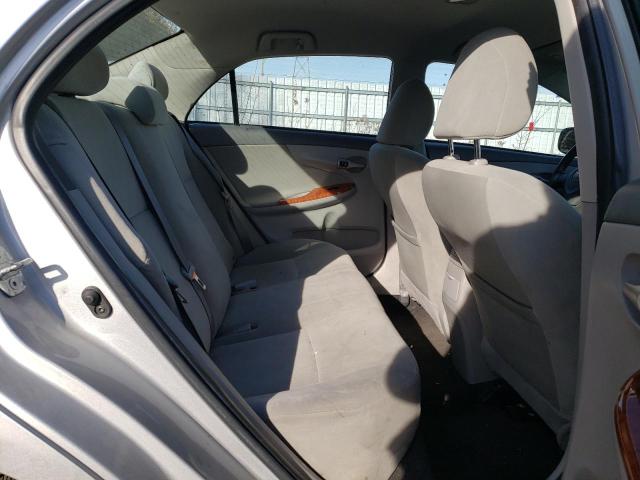 2T1BU4EEXAC233741 - 2010 TOYOTA COROLLA BASE SILVER photo 10