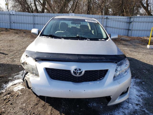 2T1BU4EEXAC233741 - 2010 TOYOTA COROLLA BASE SILVER photo 5