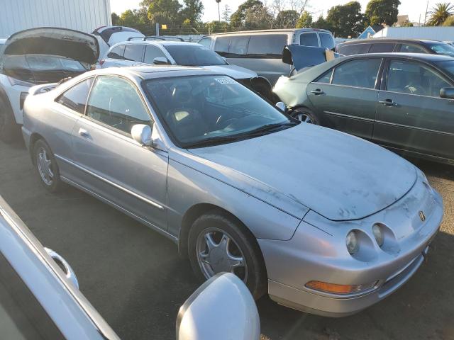 JH4DC4466TS007671 - 1996 ACURA INTEGRA SE SILVER photo 4