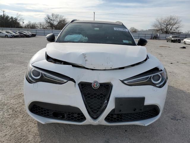 ZASPAKBN5N7D30755 - 2022 ALFA ROMEO STELVIO TI თეთრი ფოტო 5