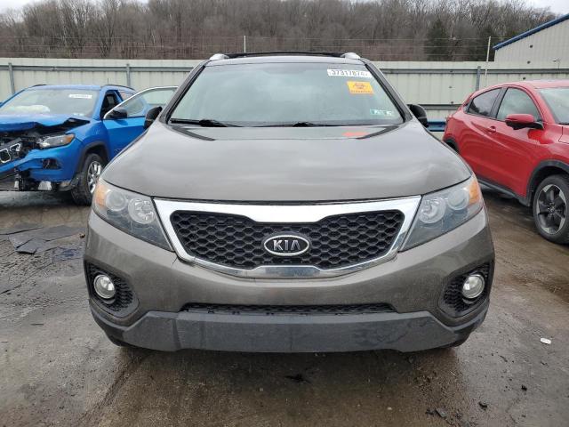 5XYKUDA67DG340284 - 2013 KIA SORENTO EX BROWN photo 5