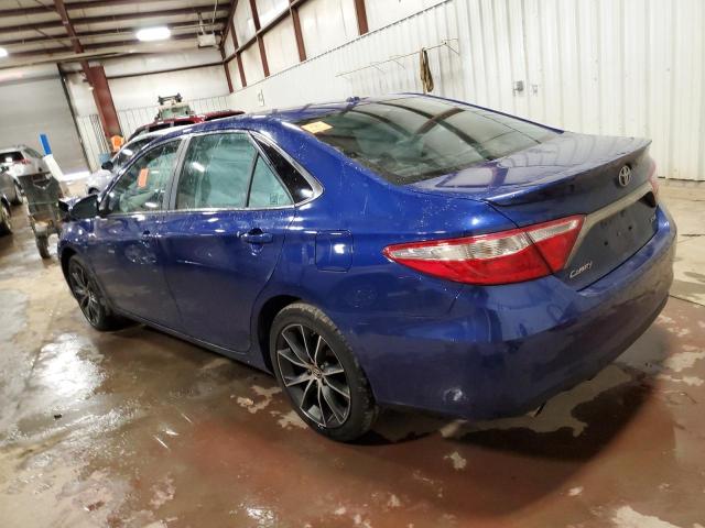 4T1BK1FK9FU559545 - 2015 TOYOTA CAMRY XSE BLUE photo 2