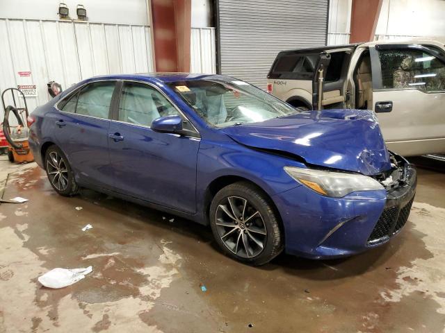 4T1BK1FK9FU559545 - 2015 TOYOTA CAMRY XSE BLUE photo 4