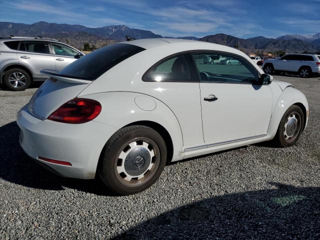 3VWF17AT6GM631302 - 2016 VOLKSWAGEN BEETLE 1.8T WHITE photo 3