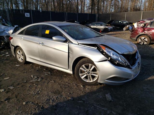 5NPEB4AC7EH878762 - 2014 HYUNDAI SONATA GLS SILVER photo 4