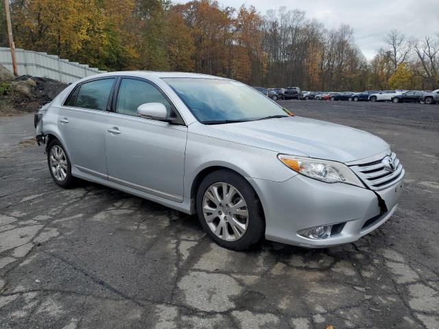 4T1BK3DB8BU426042 - 2011 TOYOTA AVALON BASE SILVER photo 4