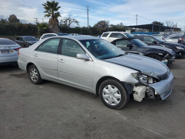 4T1BE32K25U521050 - 2005 TOYOTA CAMRY LE SILVER photo 4