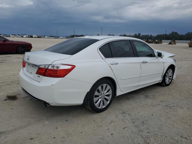 1HGCR3F8XDA022767 - 2013 HONDA ACCORD EXL WHITE photo 3