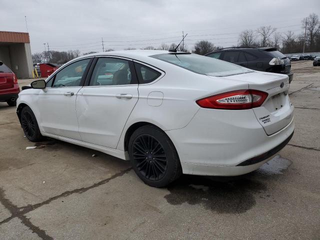 3FA6P0HR9DR331048 - 2013 FORD FUSION SE WHITE photo 2