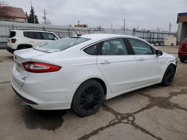 3FA6P0HR9DR331048 - 2013 FORD FUSION SE WHITE photo 3