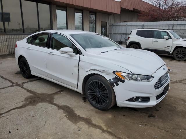 3FA6P0HR9DR331048 - 2013 FORD FUSION SE WHITE photo 4