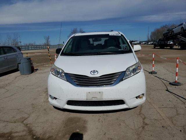 5TDYK3DC6ES443647 - 2014 TOYOTA SIENNA XLE WHITE photo 5