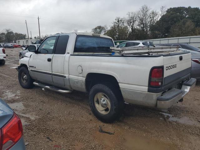 3B7HC13Z81M271624 - 2001 DODGE RAM 1500 WHITE photo 2