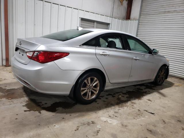 5NPEB4AC5DH765343 - 2013 HYUNDAI SONATA GLS SILVER photo 3