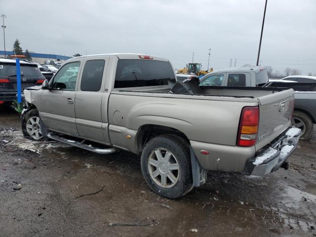 2GTFK69U721315012 - 2002 GMC SIERRA K1500 DENALI TAN photo 2