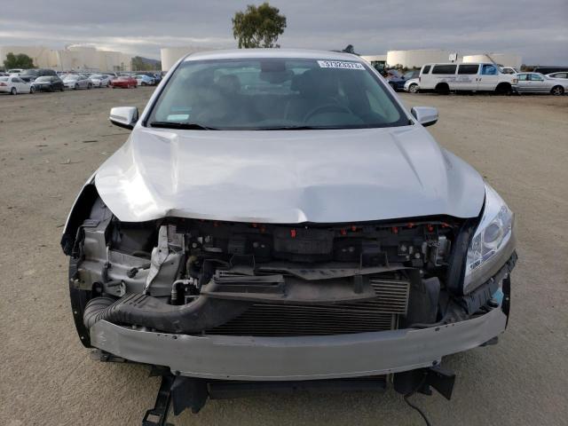 1G11D5SR2DF157431 - 2013 CHEVROLET MALIBU 1LT ვერცხლისფერი ფოტო 5