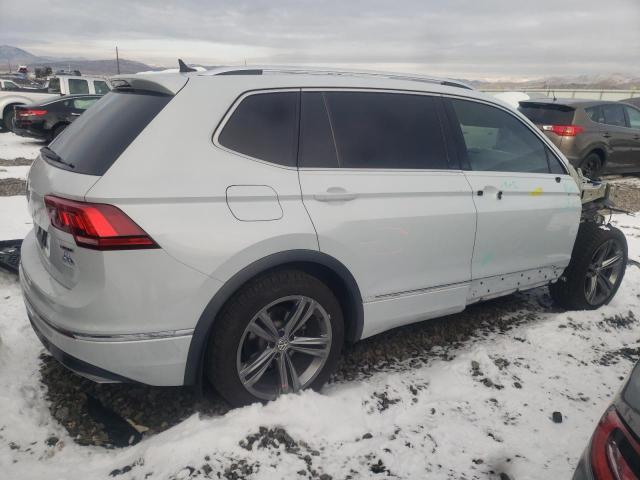 3VV2B7AX4KM039490 - 2019 VOLKSWAGEN TIGUAN SE SILVER photo 3