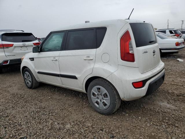 KNDJT2A5XD7538686 - 2013 KIA SOUL WHITE photo 2