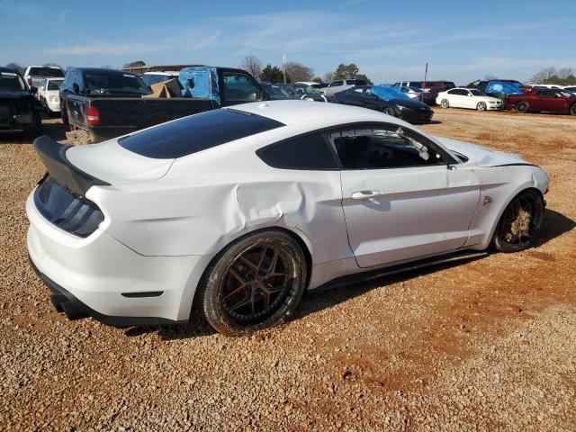 1FA6P8CF1J5178529 - 2018 FORD MUSTANG GT WHITE photo 3