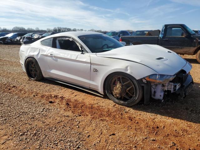 1FA6P8CF1J5178529 - 2018 FORD MUSTANG GT WHITE photo 4