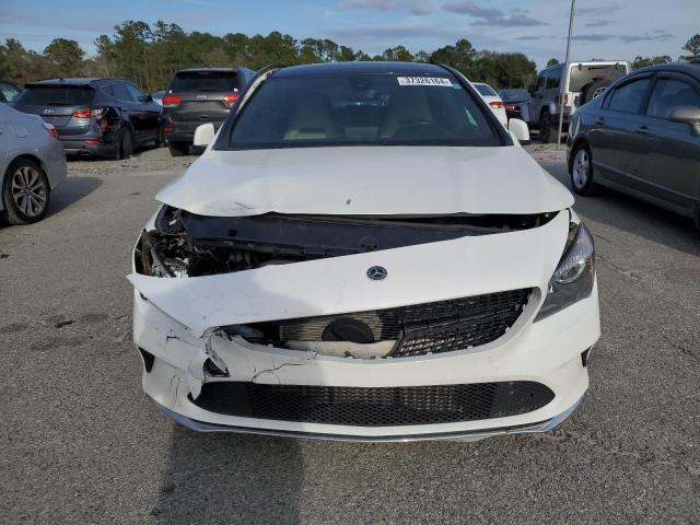 WDDSJ4EB9JN642847 - 2018 MERCEDES-BENZ CLA 250 WHITE photo 5