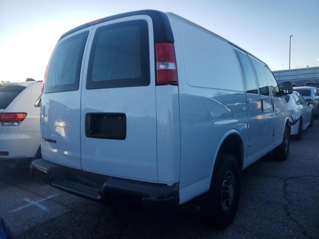 1GCWGAFP7N1208099 - 2022 CHEVROLET EXPRESS G2 WHITE photo 3