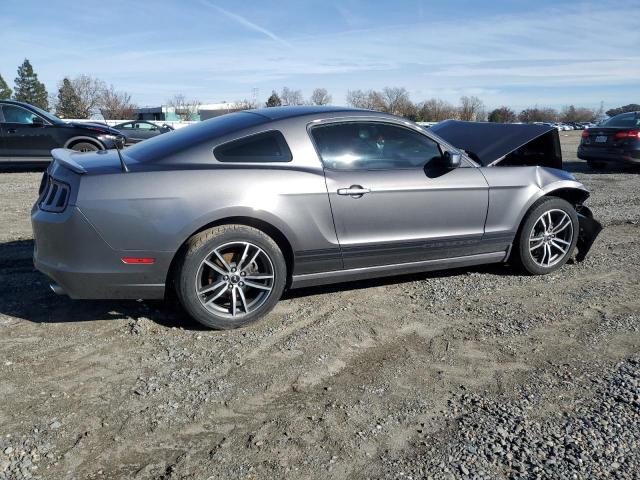 1ZVBP8AM1E5201708 - 2014 FORD MUSTANG SILVER photo 3