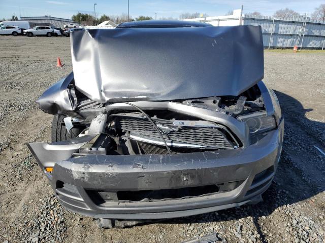 1ZVBP8AM1E5201708 - 2014 FORD MUSTANG SILVER photo 5