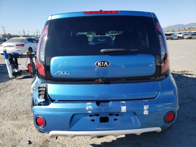 KNDJP3A5XJ7558720 - 2018 KIA SOUL + BLUE photo 6