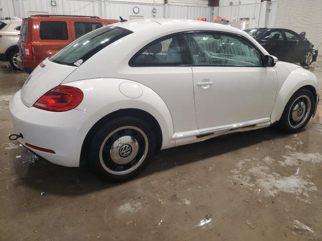 3VWJP7AT3CM622446 - 2012 VOLKSWAGEN BEETLE WHITE photo 3