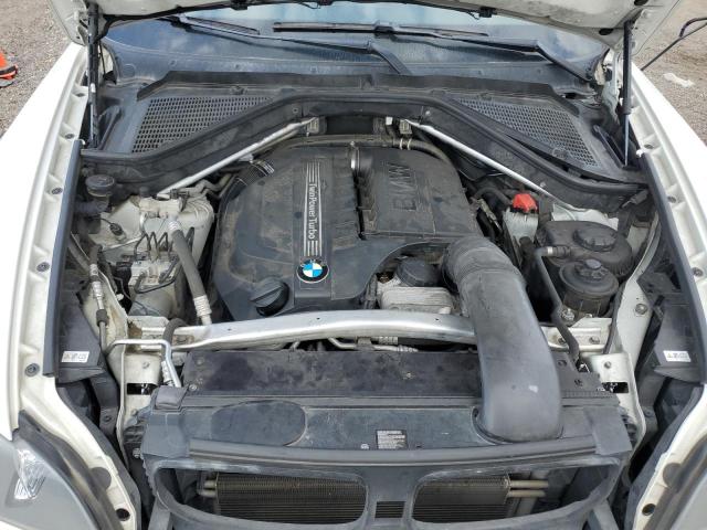5UXZV4C54CL766631 - 2012 BMW X5 XDRIVE35I WHITE photo 12