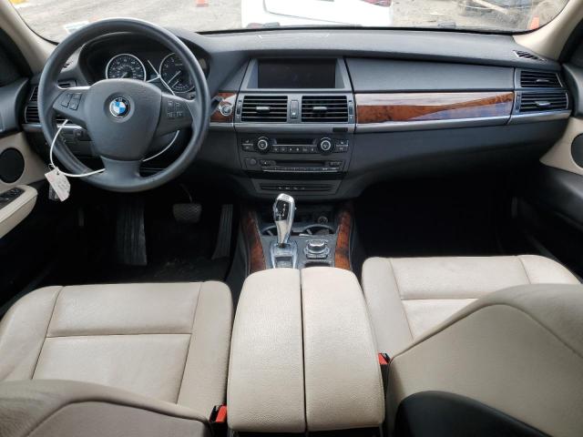5UXZV4C54CL766631 - 2012 BMW X5 XDRIVE35I WHITE photo 8