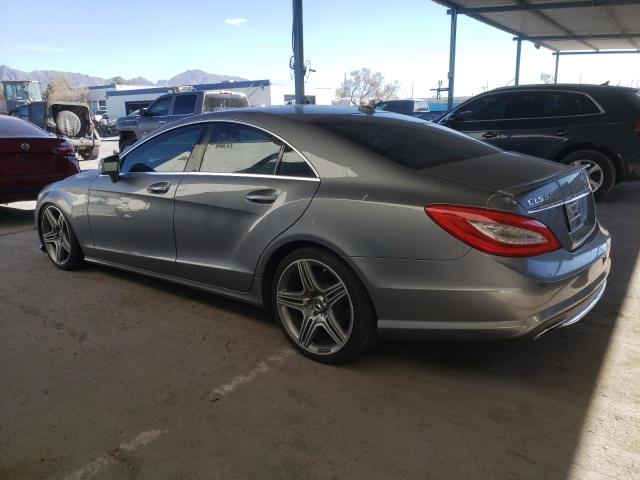 WDDLJ7DB1CA017585 - 2012 MERCEDES-BENZ CLS 550 GRAY photo 2