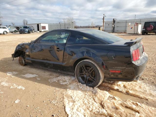 1ZVFT82H975335710 - 2007 FORD MUSTANG GT BLACK photo 2