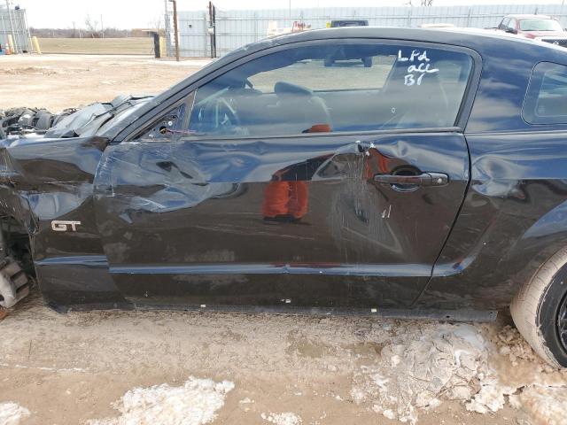 1ZVFT82H975335710 - 2007 FORD MUSTANG GT BLACK photo 7